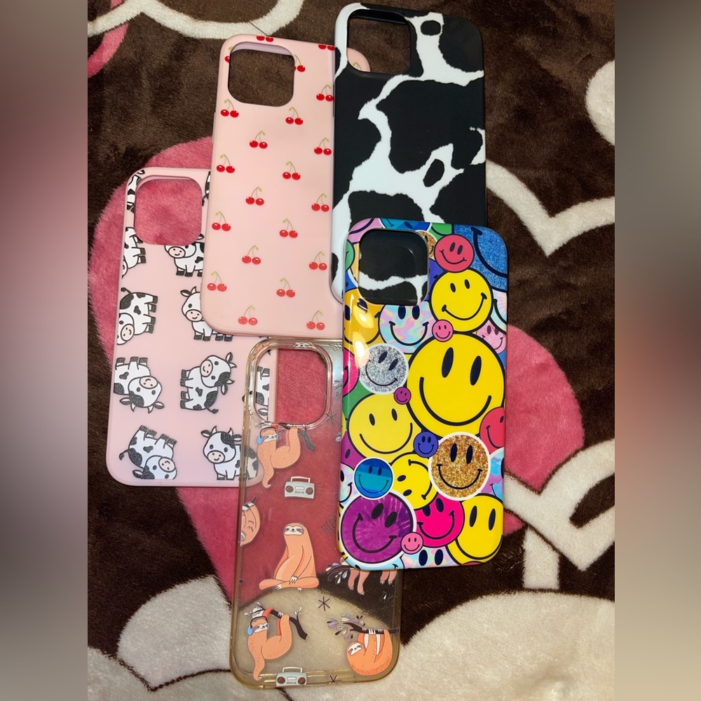 5 Multicolored iPhone 12 Pro Max Cases